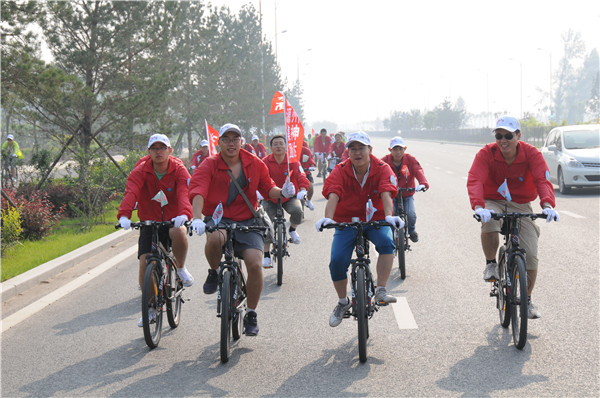 集团公司员工参加忻州市低碳协会组织的“低碳行动”